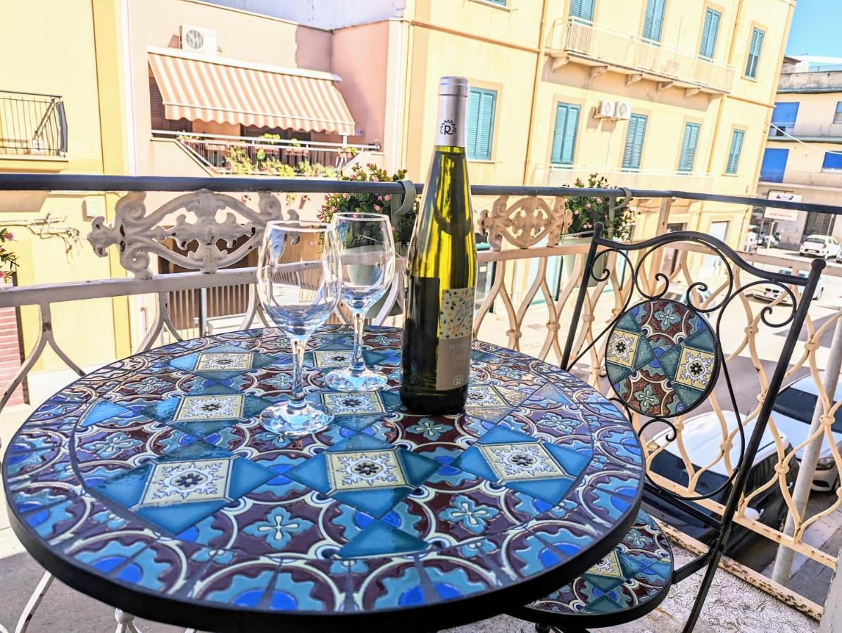 Il Cortile Siciliano Apartments Трапани Екстериор снимка